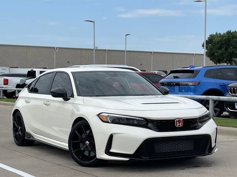 Certified 2024 Honda Civic Type R image 2