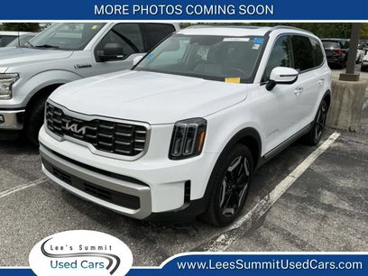 Used 2025 Kia Telluride S