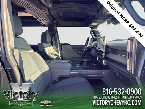 Used 2025 GMC Hummer EV 2X image 17
