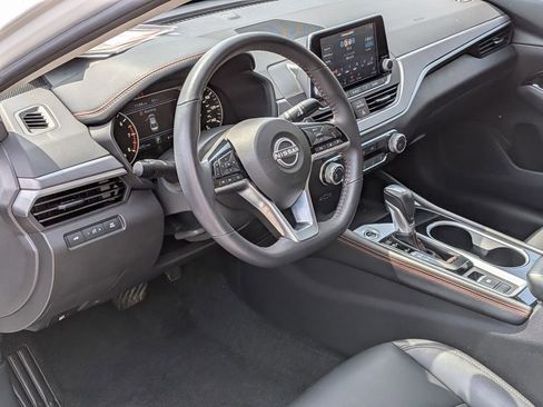 Certified 2023 Nissan Altima 2.5 SR AWD/4WD image 14