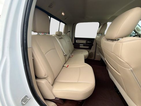 Used 2017 RAM 1500 Laramie image 21