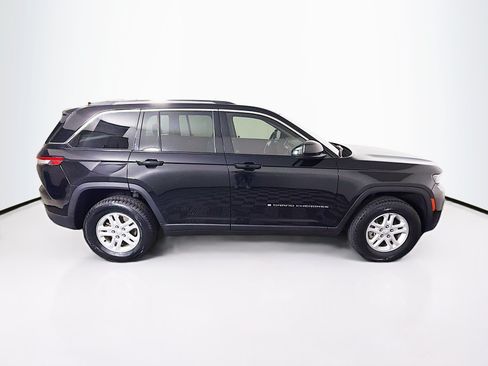 Used 2023 Jeep Grand Cherokee Laredo RWD image 10