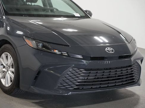 Certified 2025 Toyota Camry LE FWD image 4