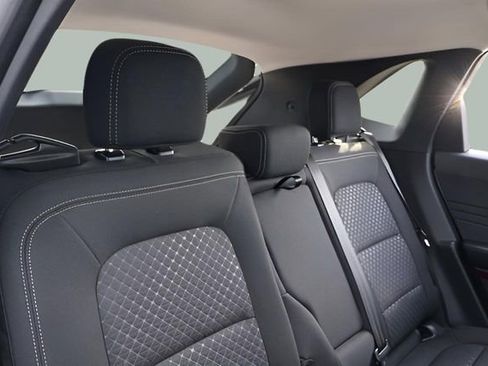 Used 2025 Ford Escape Active w/ Cold Weather Package AWD/4WD image 18