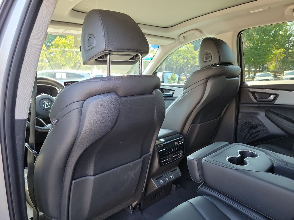 Certified 2024 Acura MDX FWD image 12