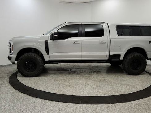 Used 2025 Ford F250 Lariat w/ Lariat Ultimate Package AWD/4WD image 2