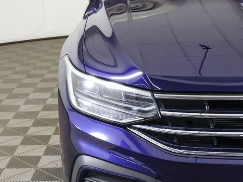 Used 2024 Volkswagen Tiguan SE image 14