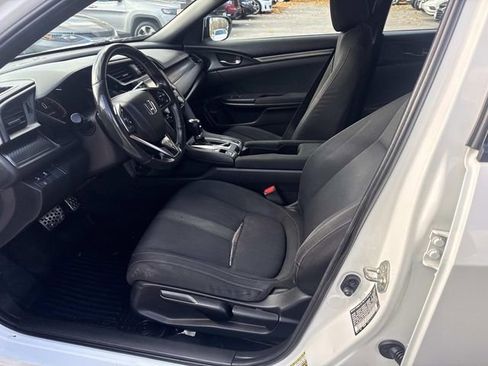 Used 2019 Honda Civic Sport image 17