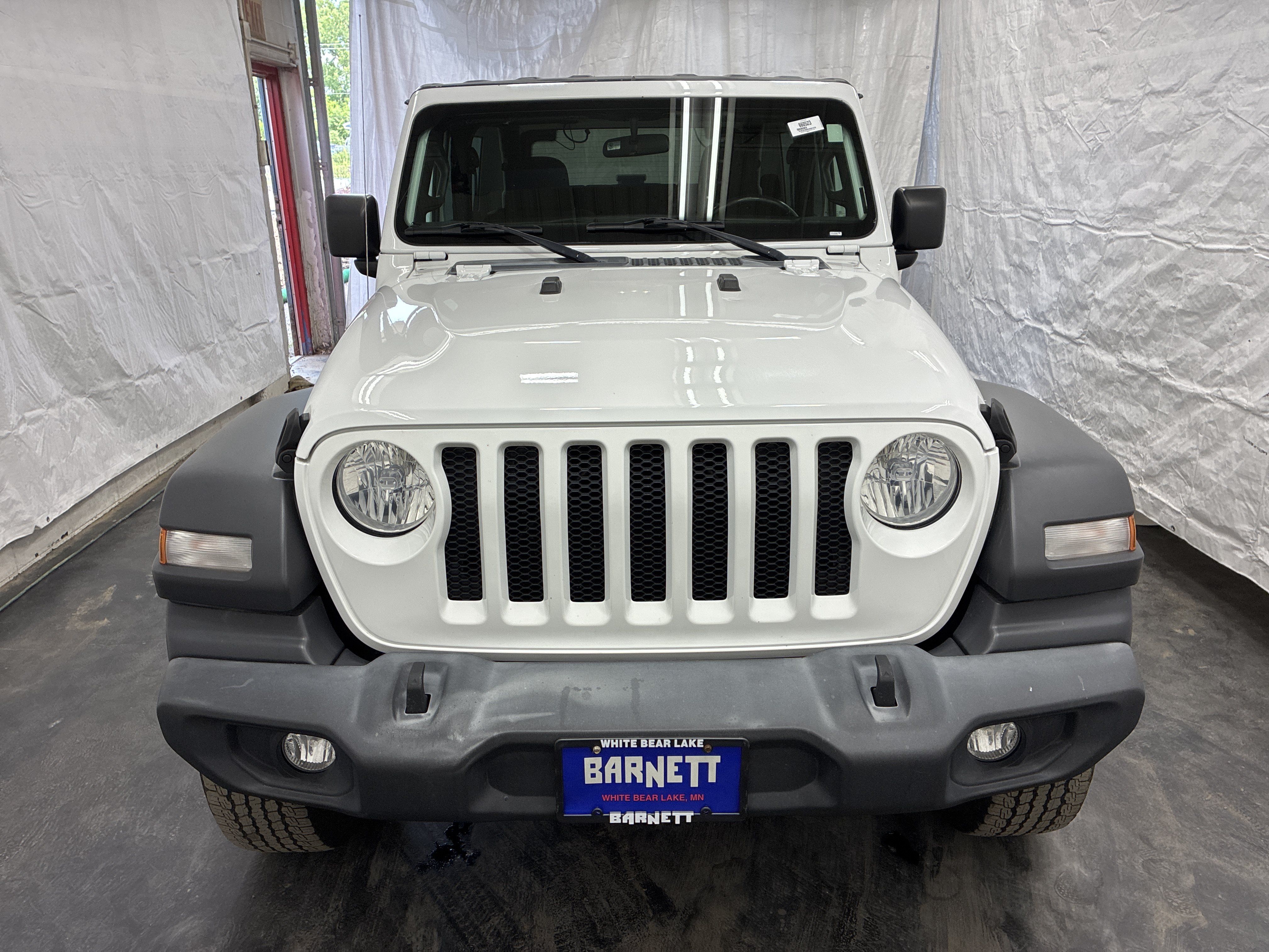 Used 2019 Jeep Wrangler Sport AWD/4WD image 6
