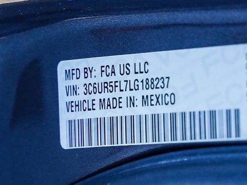 Certified 2020 RAM 2500 Laramie image 28