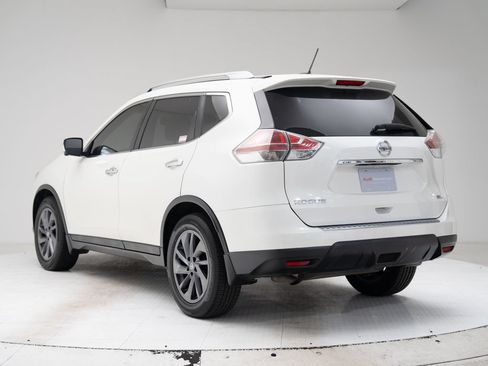 Used 2016 Nissan Rogue SL w/ SL Premium Package FWD image 3