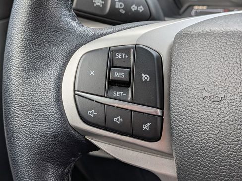 Certified 2022 Ford Explorer XLT w/ Equipment Group 202A image 24