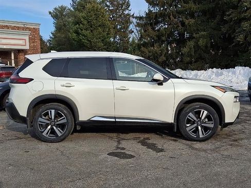 Used 2021 Nissan Rogue SL image 7