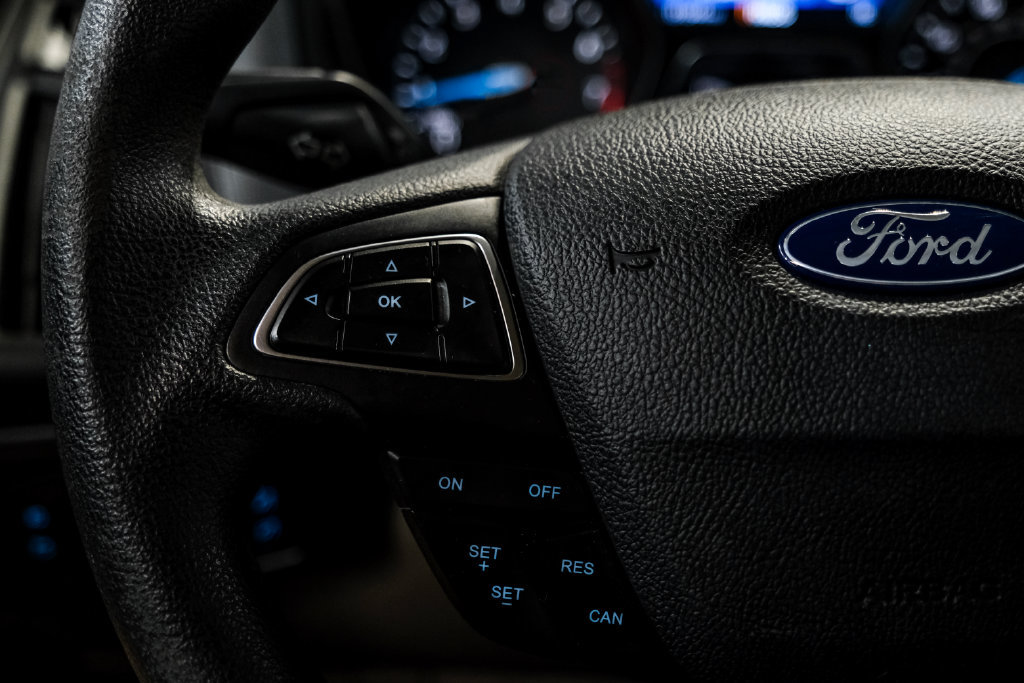 Used 2017 Ford Focus SE FWD image 18