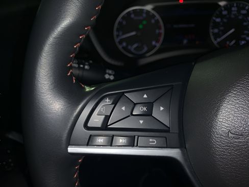 Used 2022 Nissan Sentra SR w/ Electronics Package image 10