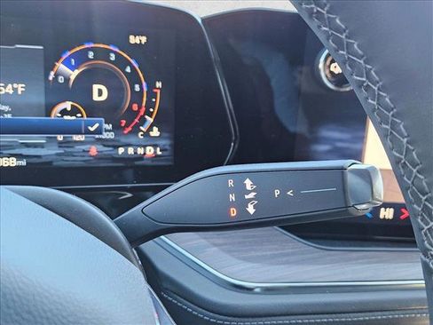 Used 2025 Chevrolet Tahoe LT w/ Comfort Package image 24