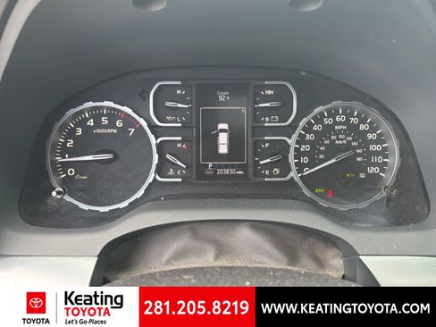 Used 2019 Toyota Tundra Platinum AWD/4WD image 18