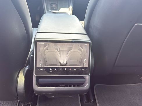 Used 2024 Tesla Model 3 Long Range AWD/4WD image 8