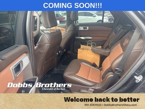 Used 2023 Ford Explorer King Ranch w/ Technology Package image 11