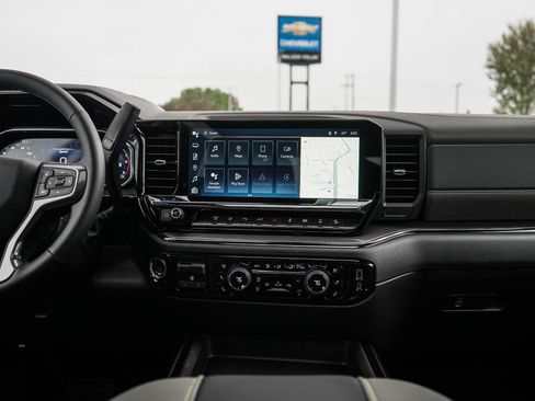 New 2026 Chevrolet Silverado 2500 ZR2 w/ LPO, Dark Essentials Package AWD/4WD image 14