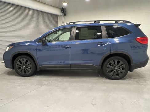Used 2022 Subaru Ascent Onyx Edition image 5