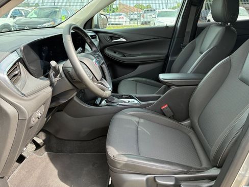 Used 2025 Buick Encore GX Preferred FWD image 20
