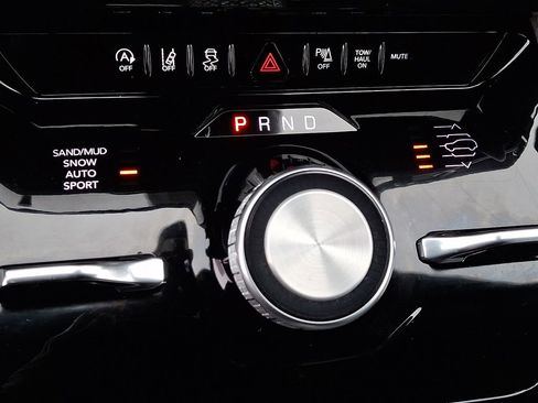 Used 2024 Jeep Wagoneer Series III image 19