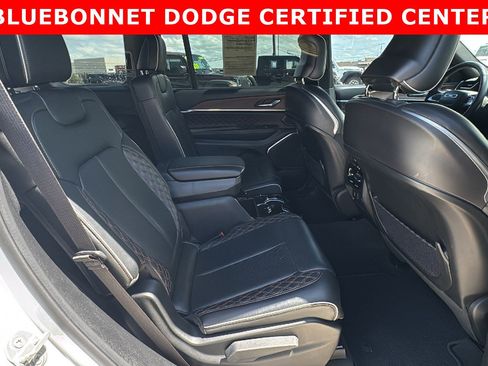 Used 2023 Jeep Grand Cherokee L Summit w/ High Altitude Package AWD/4WD image 27