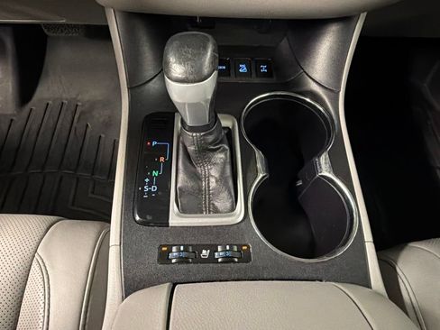 Used 2015 Toyota Highlander Limited AWD/4WD image 17