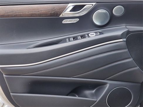 New 2025 Genesis GV80 3.5T Prestige image 17