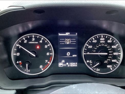 Used 2024 Subaru Crosstrek 2.0i Premium image 23