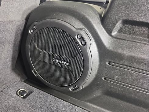 Used 2021 Jeep Wrangler Unlimited Rubicon AWD/4WD image 37