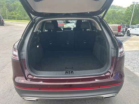 Used 2022 Lincoln Nautilus Standard w/ Premium Package image 7