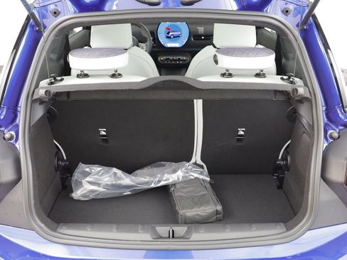 New 2026 MINI Cooper 2-Door Hardtop image 17