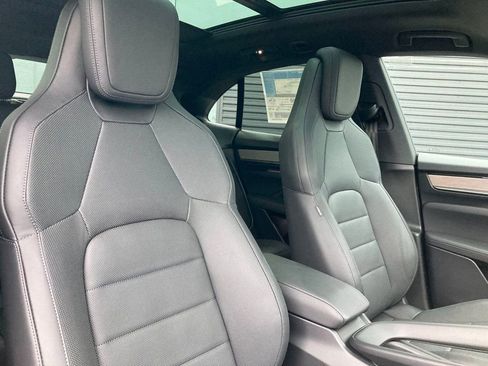 Used 2024 Porsche Macan 4 Electric image 35