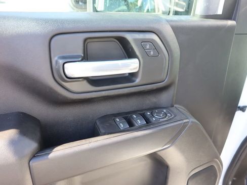 New 2025 GMC Sierra 3500 Pro w/ Convenience Package image 17