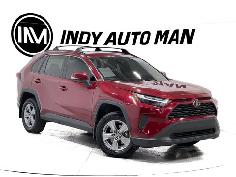 Used 2022 Toyota RAV4 XLE image 2