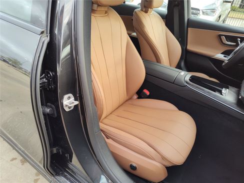 New 2026 Mercedes-Benz E 350 4MATIC Sedan image 12