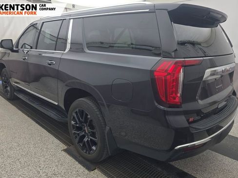 Used 2024 GMC Yukon XL SLT w/ SLT Luxury Package AWD/4WD image 3
