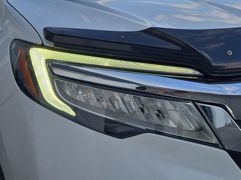 Used 2022 Honda Pilot Touring image 6