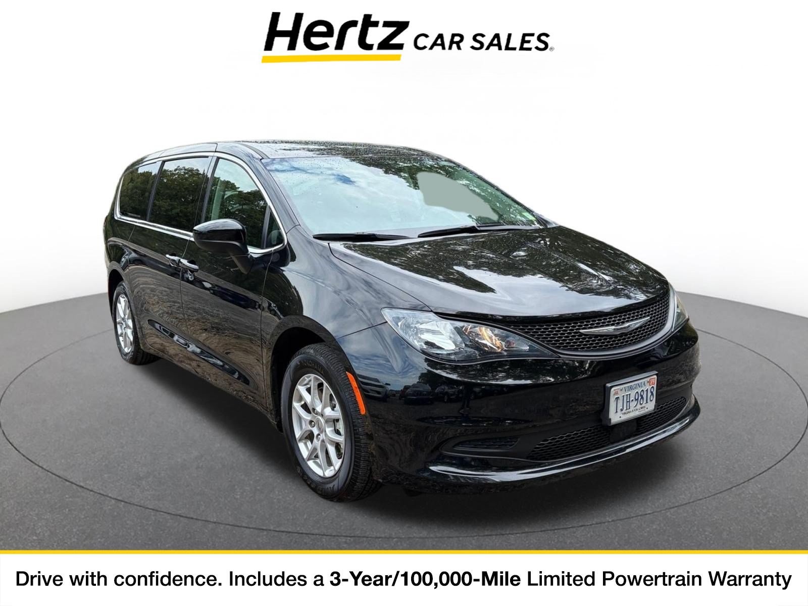 Used 2024 Chrysler Voyager LX FWD image 1