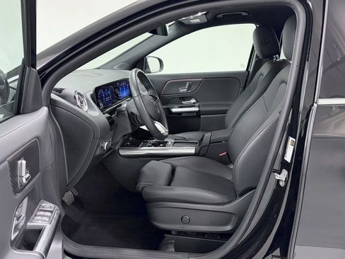Certified 2025 Mercedes-Benz GLA 250 4MATIC image 14
