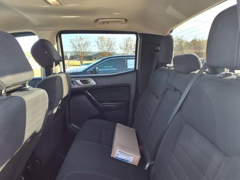 Certified 2020 Ford Ranger XLT w/ FX4 Off-Road Package image 9