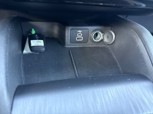 Used 2024 Ford Escape ST-Line w/ Tech Pack #1 FWD image 23