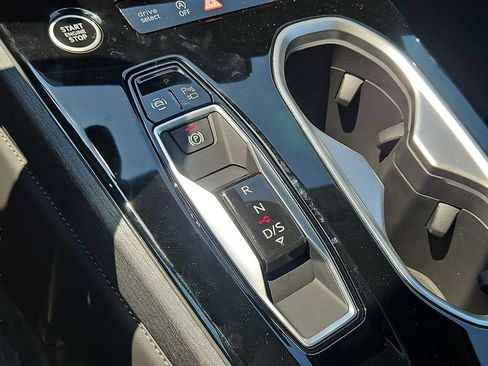 New 2026 Audi A6 Premium Plus AWD/4WD image 21