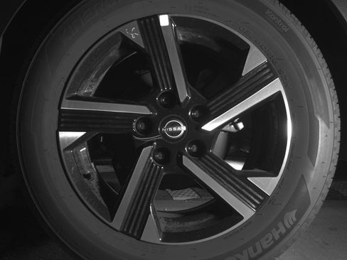 Used 2025 Nissan Sentra SV image 14