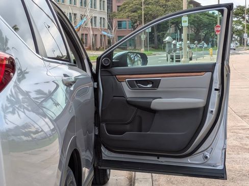 Used 2018 Honda CR-V EX image 10