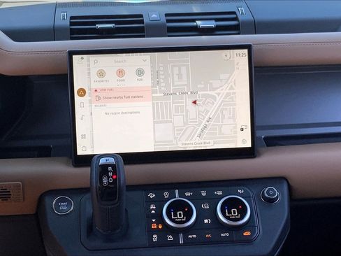 New 2025 Land Rover Defender 130 V8 image 7