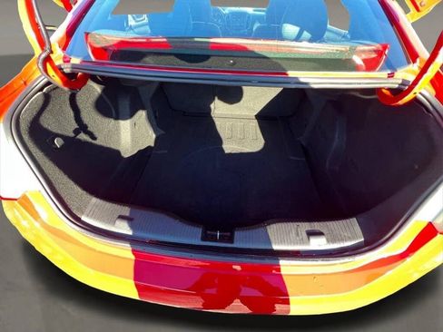 Used 2017 Chevrolet Cruze LT w/ Convenience Package image 31