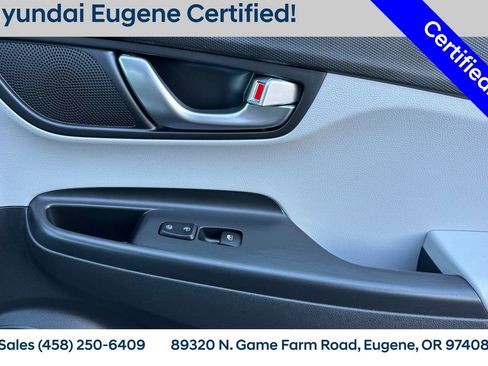 Used 2023 Hyundai Kona SE w/ Cargo Package image 23